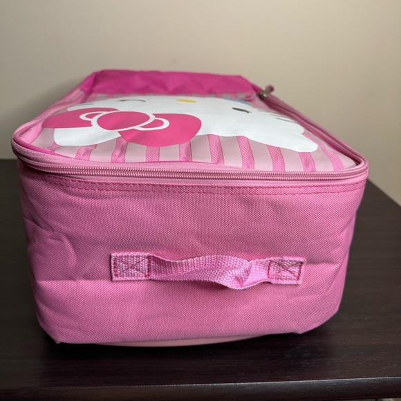 Hello Kitty luggage - Picture 5 of 17
